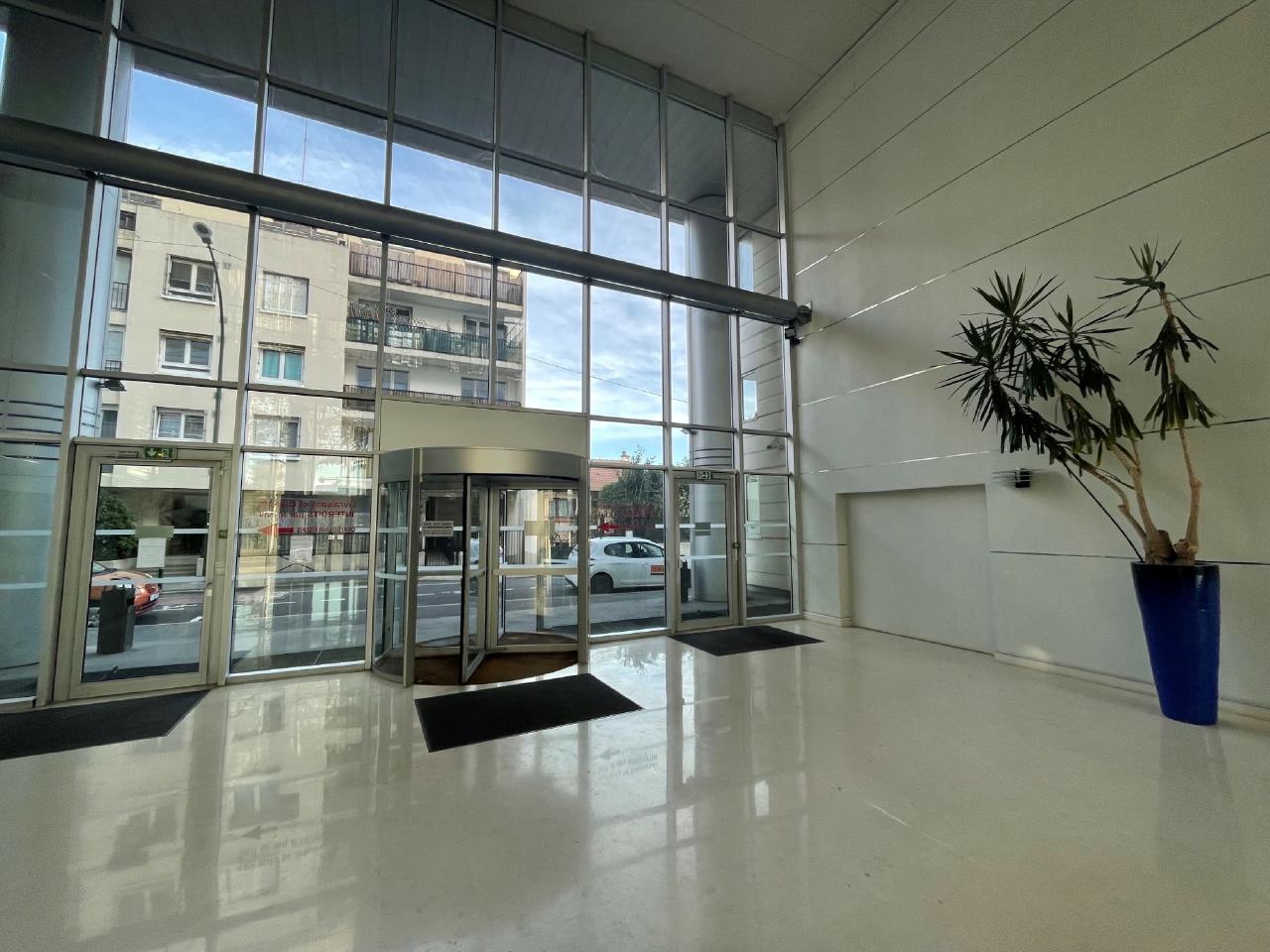 Bureau Alfortville 562m² Location bureau Alfortville Val-de-Marne OLBUR2107118 2